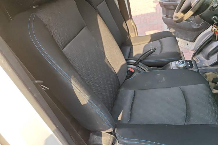 Used Ruichi EC35 2022 EC35 II Standard Edition 38.64 kWh Left Rear Seat