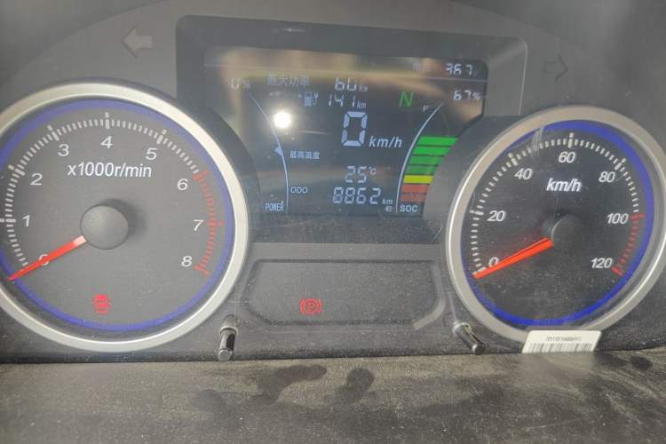 Used Ruichi EC35 2022 EC35 II Standard Edition 39.42 kWh Odometer Close Up