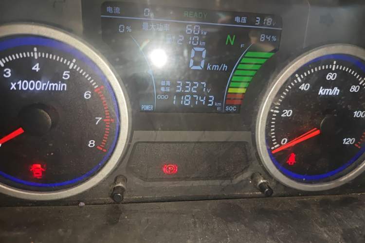 Used Ruichi EC35 2022 EC35 II Standard Edition 38.64 kWh Odometer Close Up
