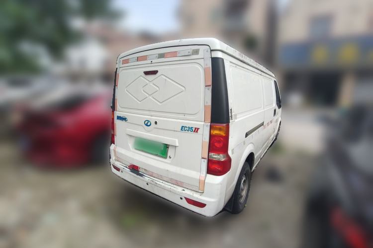 Used Ruichi EC35 2022 EC35 II Standard Edition 39.42 kWh Rear Right 45 Deg