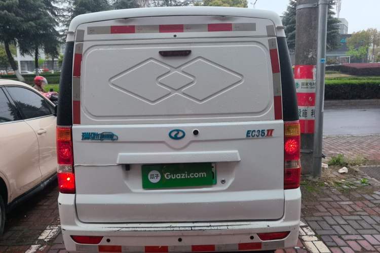 Used Ruichi EC35 2022 EC35 II Standard Edition 39.42 kWh Rear