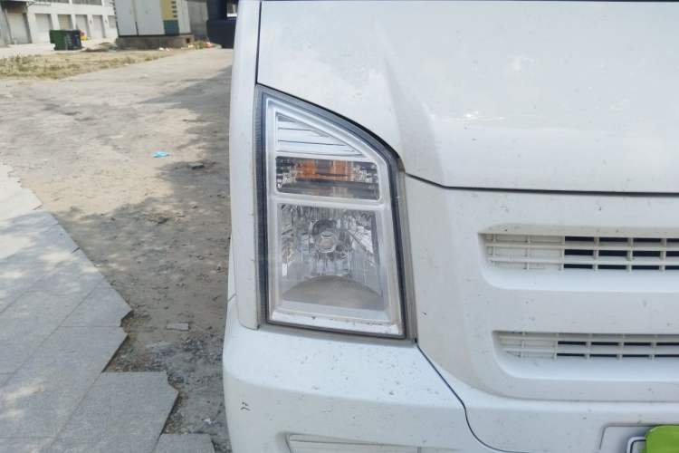 Used Ruichi EC35 2022 EC35 III Standard Edition 38.7 kWh Right Front Headlight