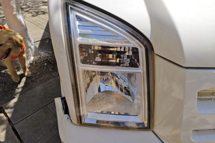 Used Ruichi EC35 2022 EC35 II Creative Edition 36.288 kWh Right Front Headlight