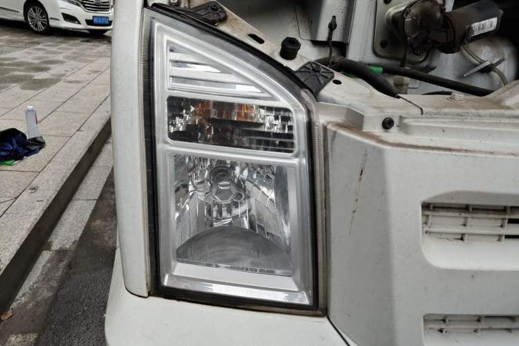Used Ruichi EC35 2022 EC35 II Standard Edition 38.64 kWh Right Front Headlight