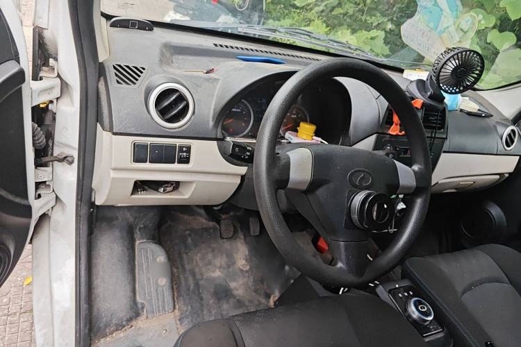 Used Ruichi EC35 2022 EC35 II Creative Edition 36.288 kWh Steering Wheel