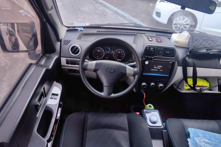 Used Ruichi EC35 2022 EC35 II Standard Edition 38.64 kWh Steering Wheel
