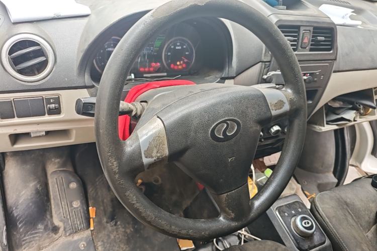 Used Ruichi EC35 2022 EC35 II Standard Edition 38.64 kWh Steering Wheel