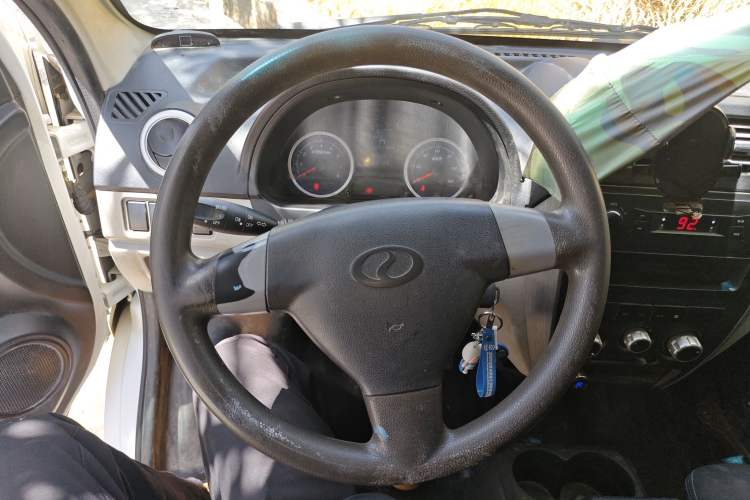 Used Ruichi EC35 2022 EC35 II Creative Edition 36.288 kWh Steering Wheel