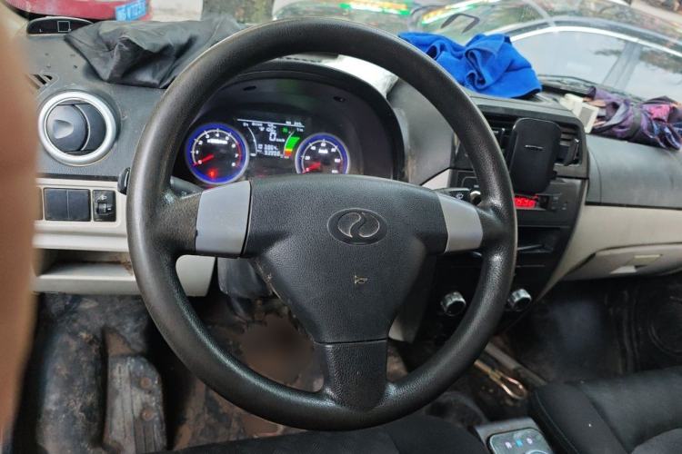 Used Ruichi EC35 2022 EC35 II Custom Edition 31.25 kWh Steering Wheel