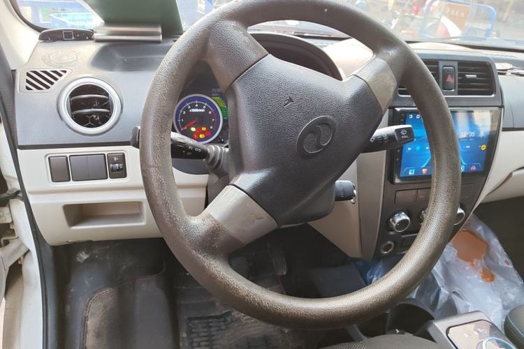 Used Ruichi EC35 2022 EC35 II Standard Edition 38.64 kWh Steering Wheel