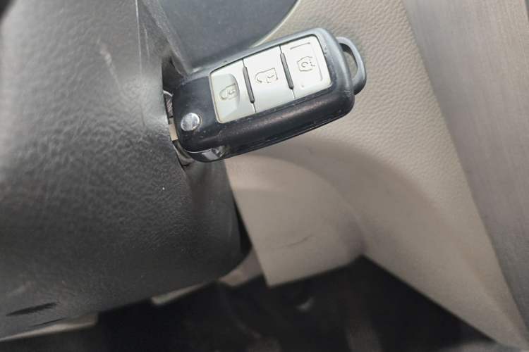 Used Ruichi EC35 2022 EC35 II Standard Edition 39.42 kWh Vehicle Key