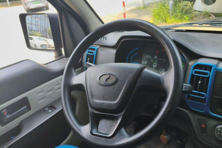 Used Ruichi EC35 2023 EC35V Standard Edition 38.64 kWh Steering Wheel