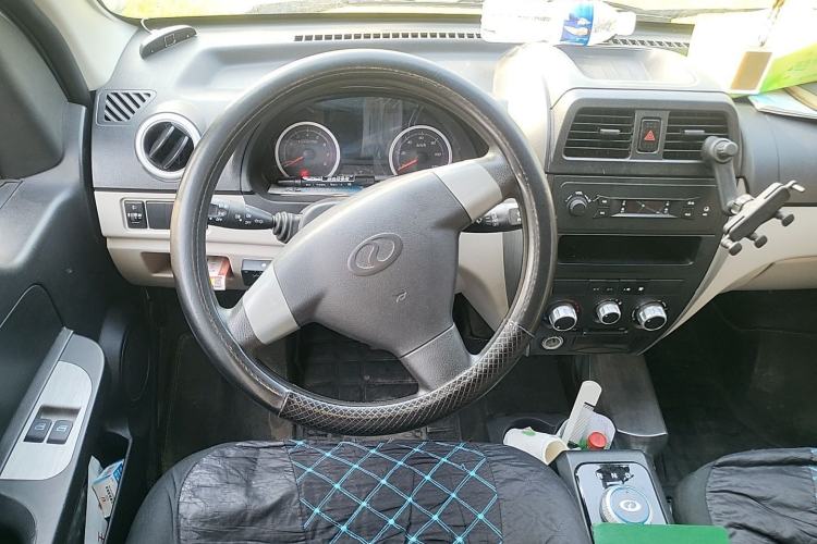 Used Ruichi EC35 2024 EC35II Pioneer Model I 38.4 kWh Steering Wheel