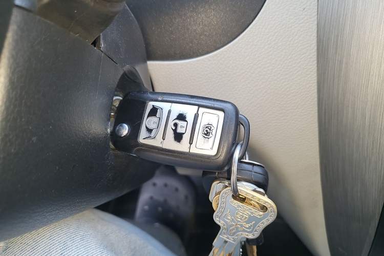 Used Ruichi EC35 2024 EC35II Pioneer Model I 38.4 kWh Vehicle Key