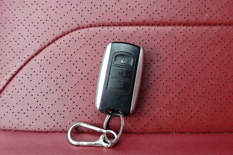 Used Ruichi EC55 2022 Standard Model I Long-Range Comfortable & Practical Version Interior 1
