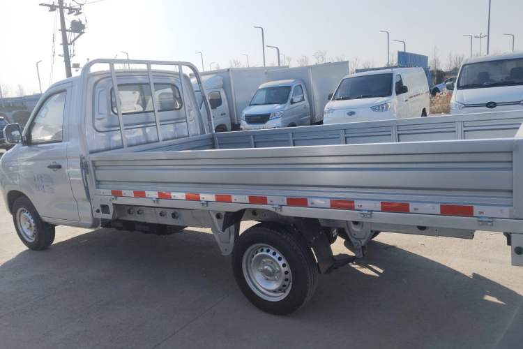 Used Ruichi EC71 2024 EC71L Cargo Pioneer I Model 41.85 kWh Exterior 3