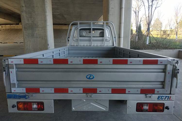 Used Ruichi EC71 2024 EC71L Cargo Pioneer I Model 41.85 kWh Exterior 4