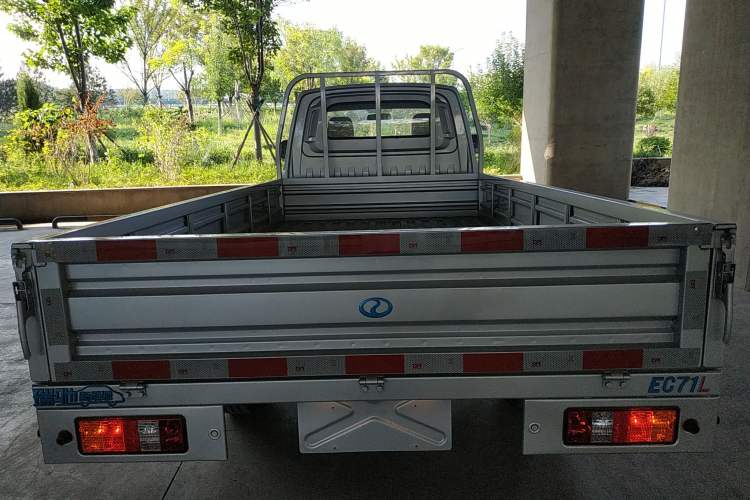 Used Ruichi EC71 2024 EC71L Cargo Pioneer I Model 41.85 kWh Exterior 4