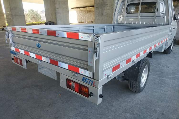 Used Ruichi EC71 2024 EC71L Cargo Pioneer I Model 41.85 kWh Exterior 6