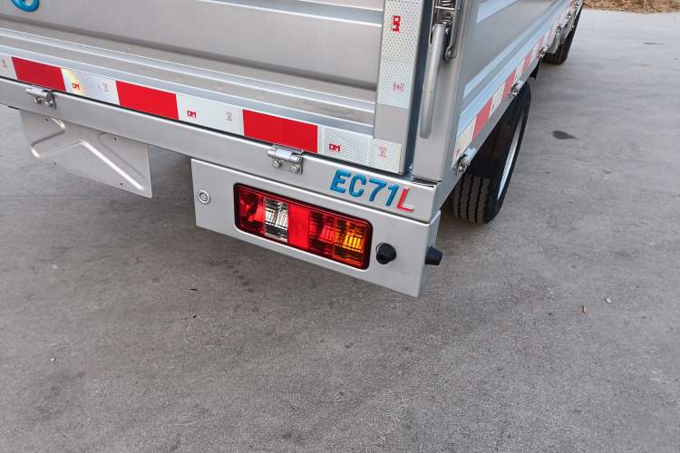 Used Ruichi EC71 2024 EC71L Cargo Pioneer I Model 41.85 kWh Exterior 6
