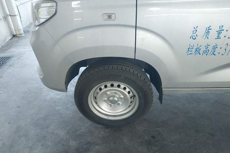 Used Ruichi EC71 2024 EC71L Cargo Pioneer I Model 41.85 kWh Exterior 7