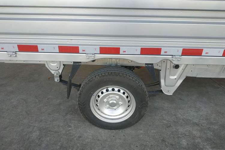 Used Ruichi EC71 2024 EC71L Cargo Pioneer I Model 41.85 kWh Exterior 8