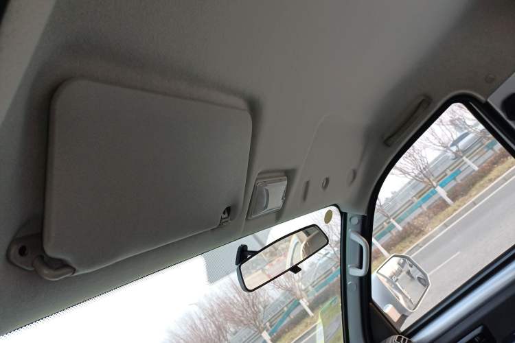 Used Ruichi EC71 2024 EC71L Cargo Pioneer I Model 41.85 kWh Headliner