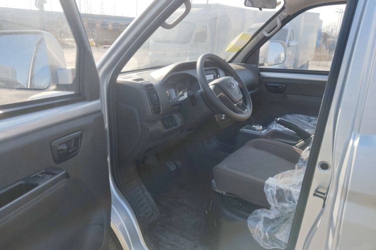 Used Ruichi EC71 2024 EC71L Cargo Pioneer I Model 41.85 kWh Interior 3