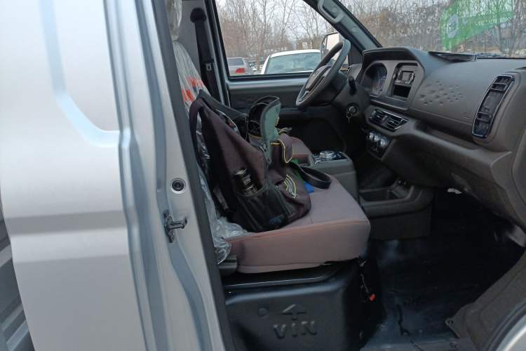 Used Ruichi EC71 2024 EC71L Cargo Pioneer I Model 41.85 kWh Right Front Seat