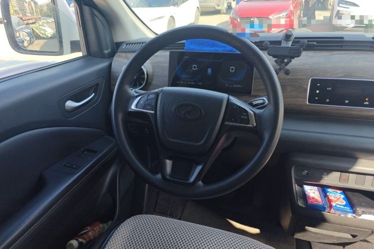 Used Ruichi EC75 2023 Pioneer Model I 41.85 kWh Steering Wheel