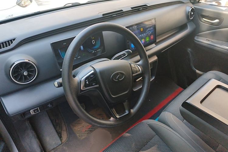 Used Ruichi EC75 2023 Pioneer Model I 41.85 kWh Steering Wheel
