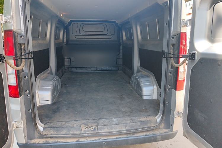 Used Ruichi EC75 2023 Pioneer Model I 41.85 kWh Trunk