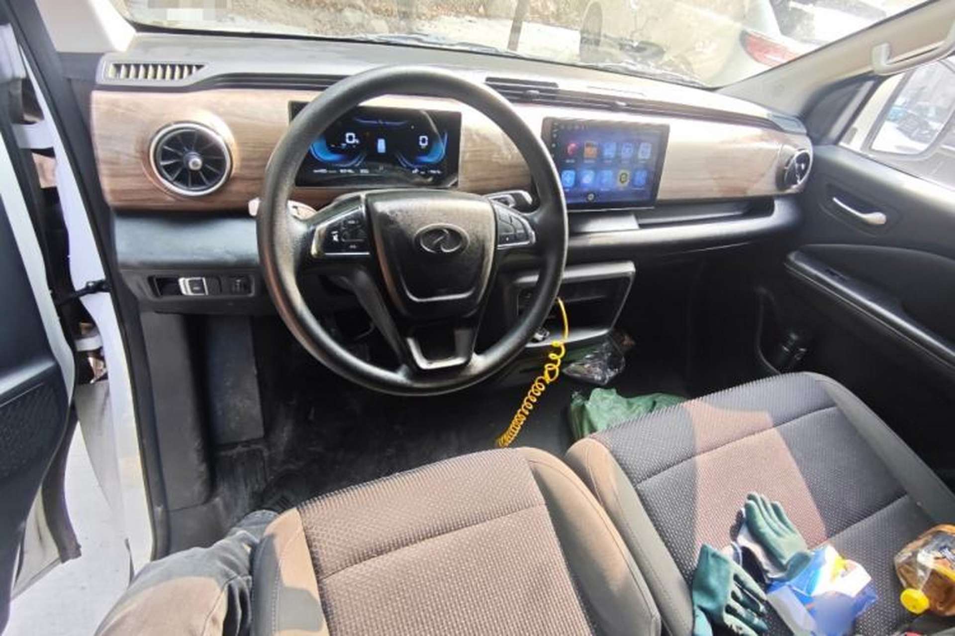 Used Ruichi EC75 2023 Pioneer Model I 41.85 kWh Center Console