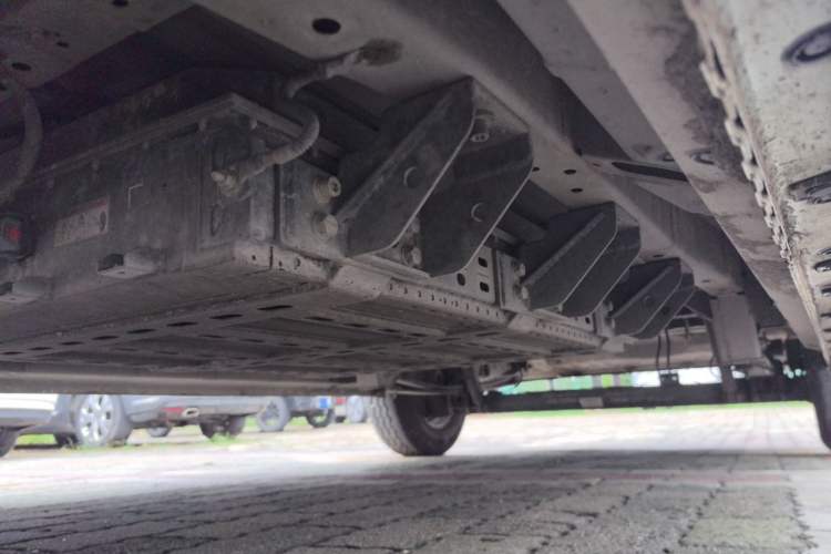 Used Ruichi EC75 2023 Pioneer Model I 41.85 kWh Chassis Front Left
