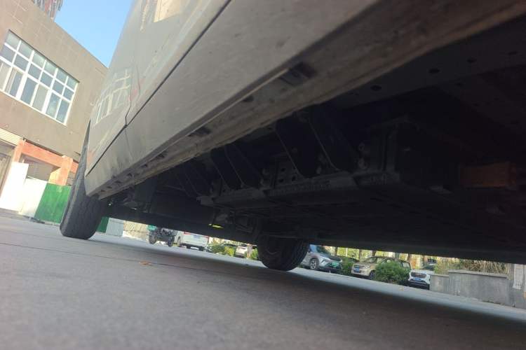 Used Ruichi EC75 2023 Pioneer Model I 41.85 kWh Chassis Front Right