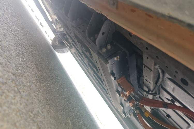 Used Ruichi EC75 2023 Pioneer Model I 41.85 kWh Chassis Front Right