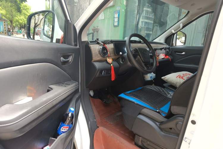 Used Ruichi EC75 2023 Pioneer II Model 41.86 kWh Driver Seat