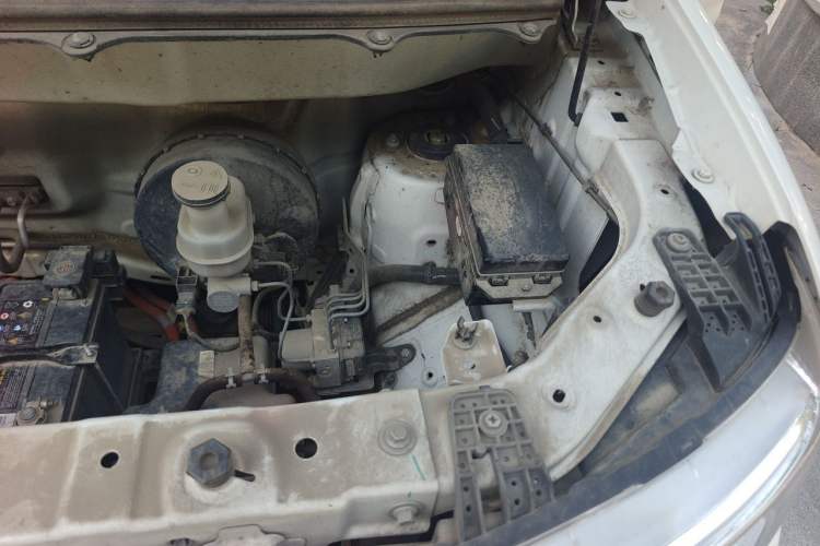 Used Ruichi EC75 2023 Pioneer Model I 41.85 kWh Engine Bay Left