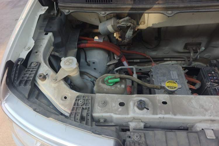 Used Ruichi EC75 2023 Pioneer Model I 41.85 kWh Engine Bay Right