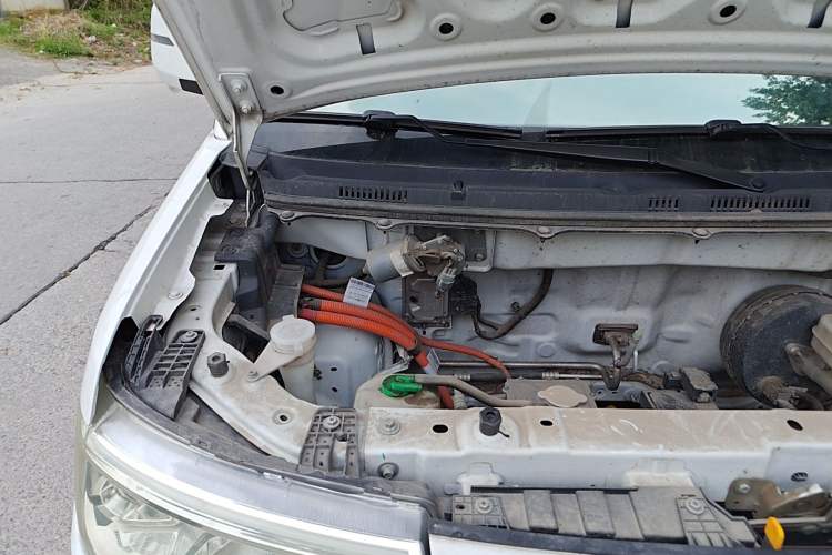 Used Ruichi EC75 2023 Pioneer Model I 41.85 kWh Engine Bay Right