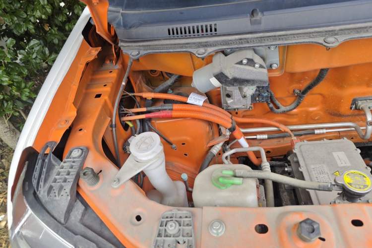 Used Ruichi EC75 2023 Pioneer Model I 41.85 kWh Engine Bay Right