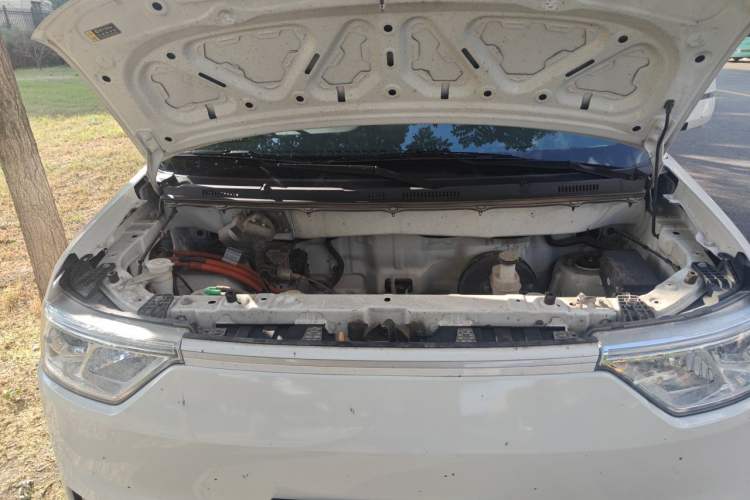 Used Ruichi EC75 2023 Pioneer II Model 41.86 kWh Engine Bay