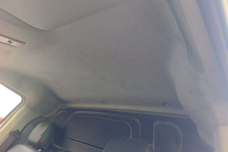 Used Ruichi EC75 2023 Pioneer Model I 41.85 kWh Headliner