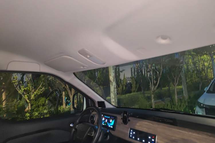 Used Ruichi EC75 2023 Pioneer Model I 41.85 kWh Headliner