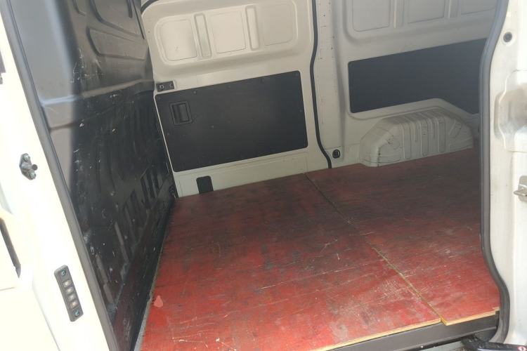 Used Ruichi EC75 2023 Pioneer II Model 41.86 kWh Left Rear Seat