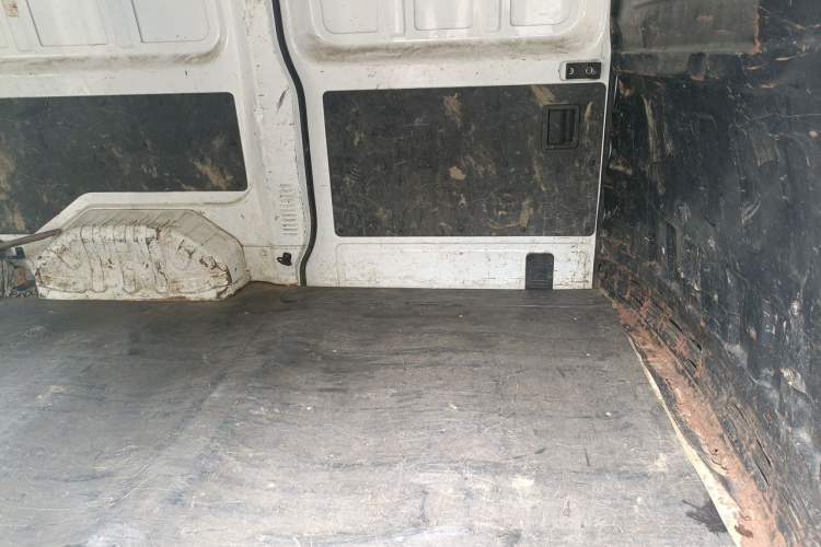 Used Ruichi EC75 2023 Pioneer Model I 41.85 kWh Left Rear Seat