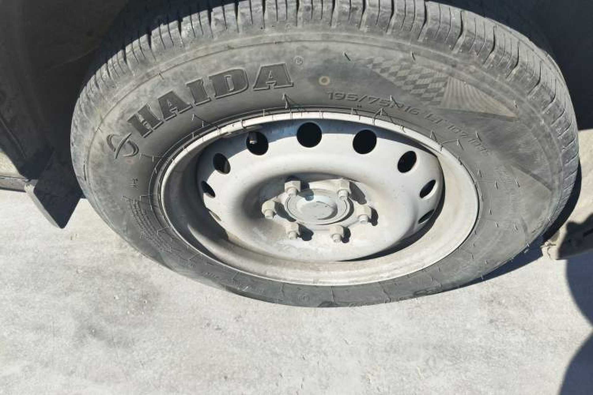 Used Ruichi EC75 2023 Pioneer Model I 41.85 kWh Right Front Wheel Hub