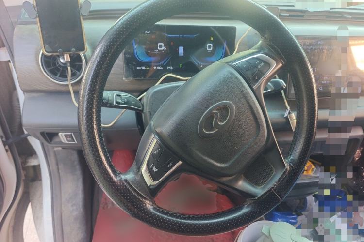 Used Ruichi EC75 2023 Pioneer Model I 41.85 kWh Steering Wheel