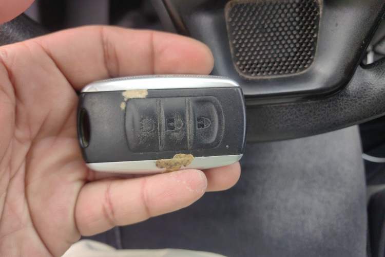 Used Ruichi EC75 2023 Pioneer Model I 41.85 kWh Vehicle Key