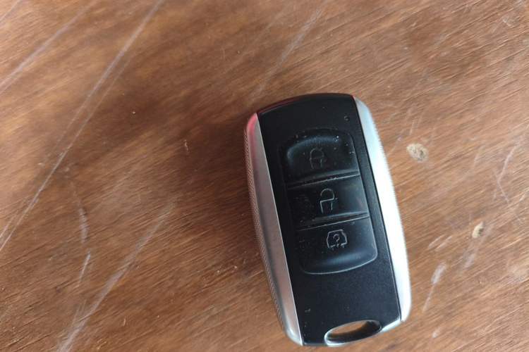 Used Ruichi EC75 2023 Pioneer Model I 41.85 kWh Vehicle Key